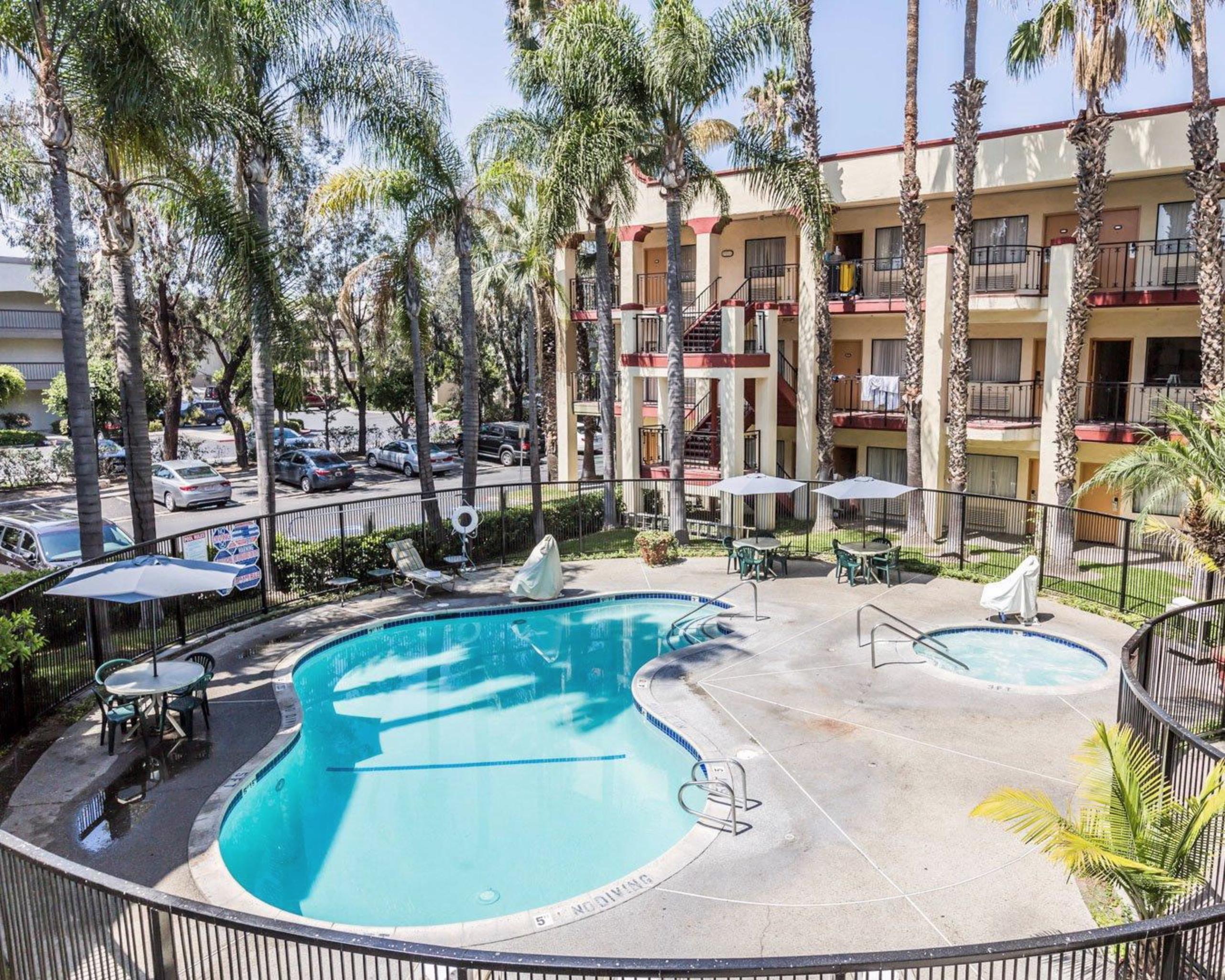 Comfort Inn & Suites Orange County John Wayne Airport Santa Ana Luaran gambar